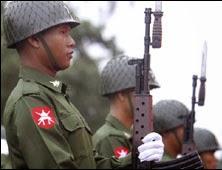 ミャンマー兵